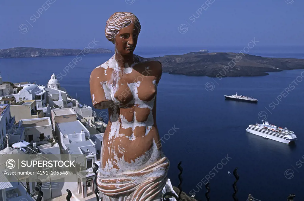 Greece, Cyclades, Santorini, Thira. Venus de Milo statue