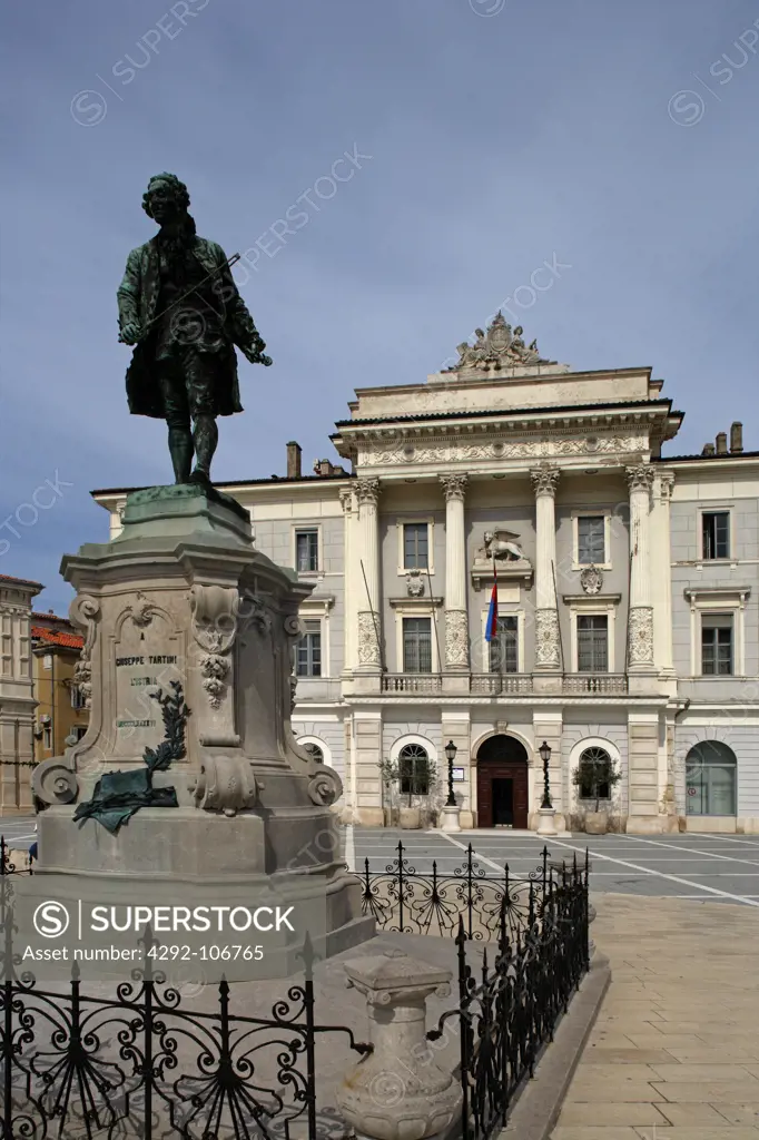 Slovenia, Piran, Tartini Square, Giuseppe Tartini's Monument, Town Hall.