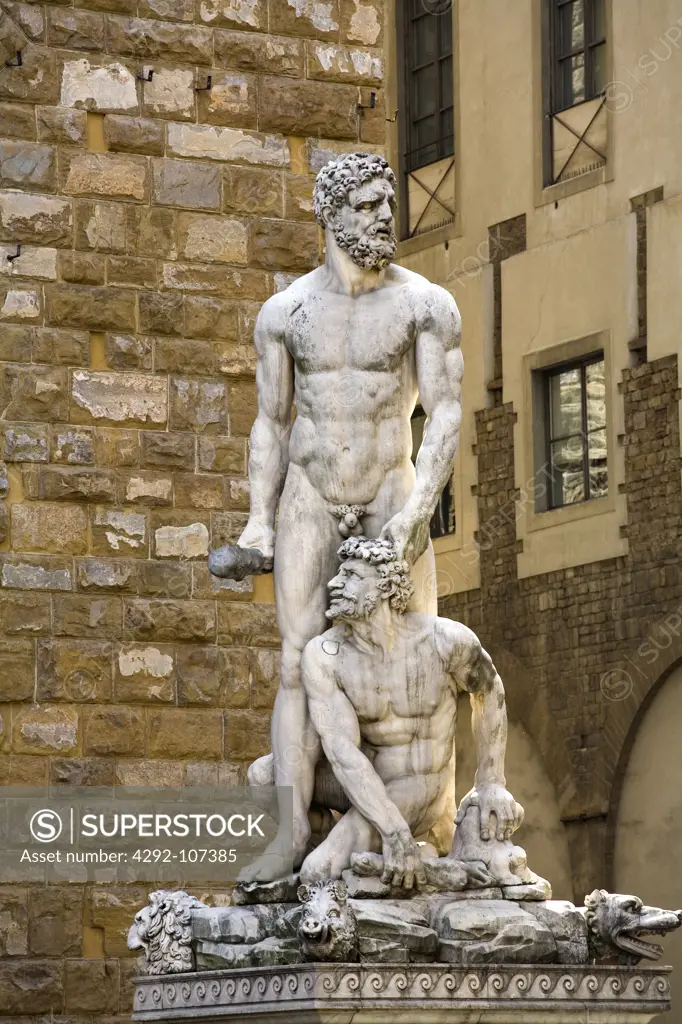 Italy, Tuscany,Florence, Ercole e Caco statues, Piazza della Signoria