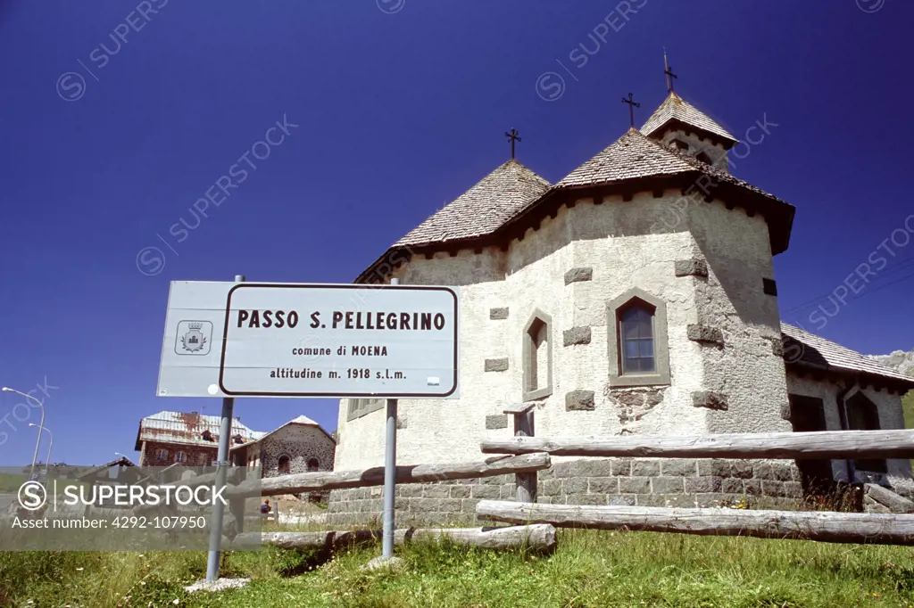 Italy, Trentino, Val di Fassa, Passo San Pellegrino