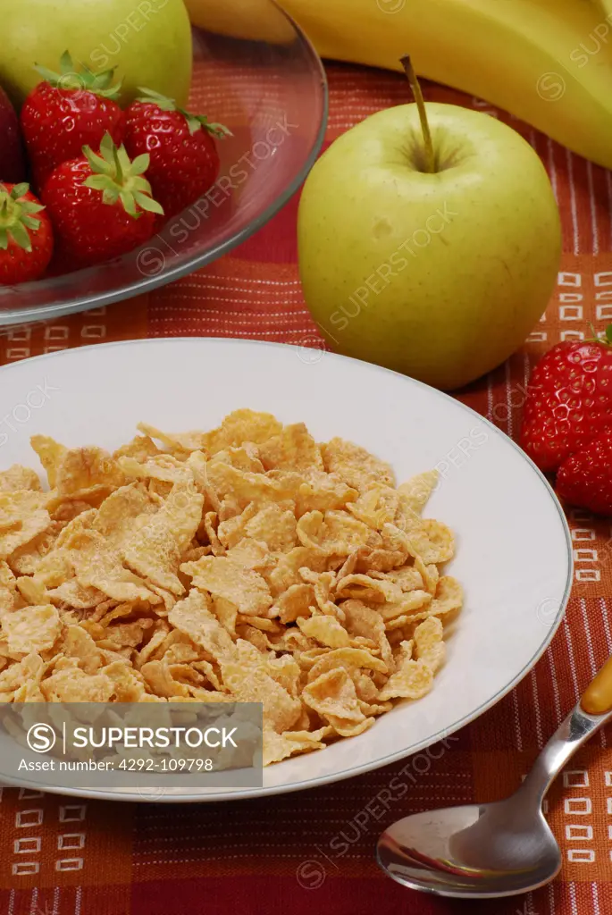 Bowl of cereals and fersh fruits
