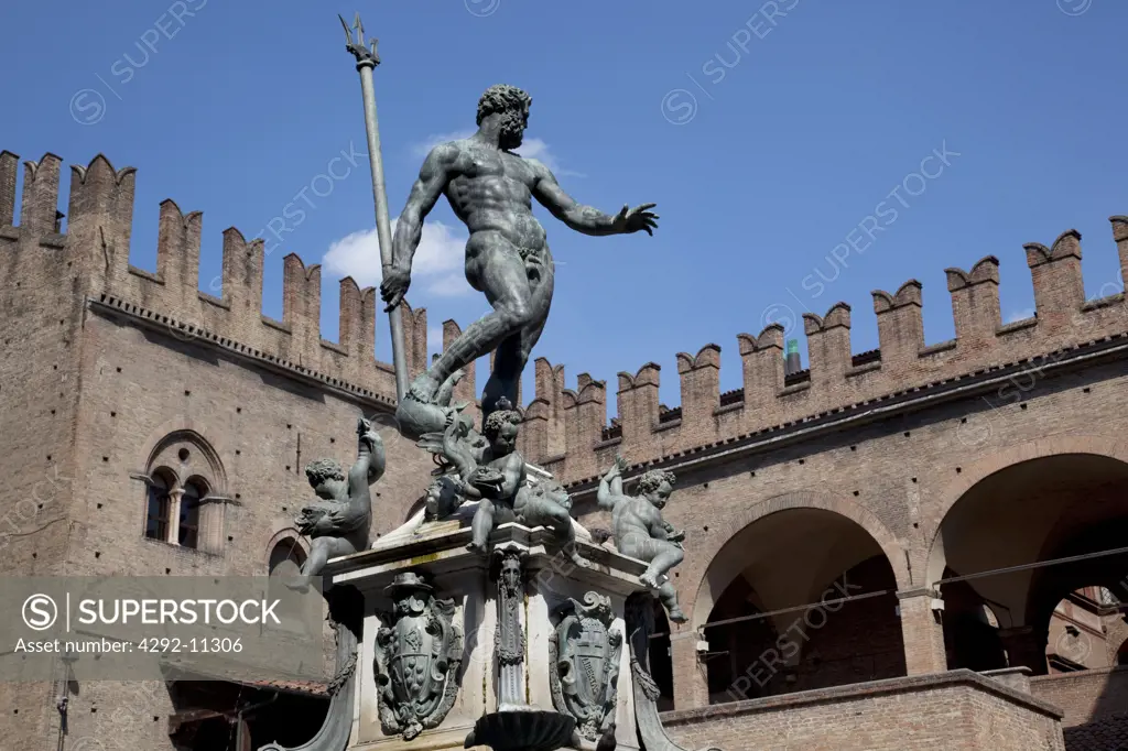 Italy, Emilia-Romagna, Bologna, Neptune fountain