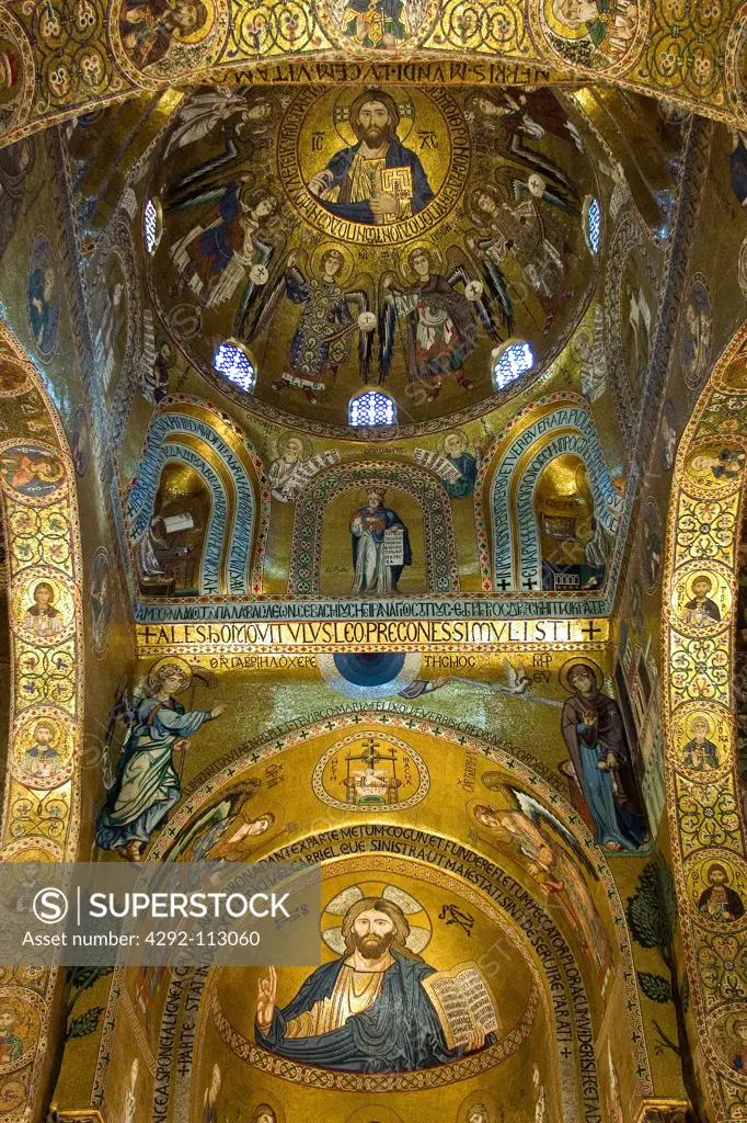 Italy, Sicily, Palermo, the ceiling of the chapel in Palazzo dei Normanni
