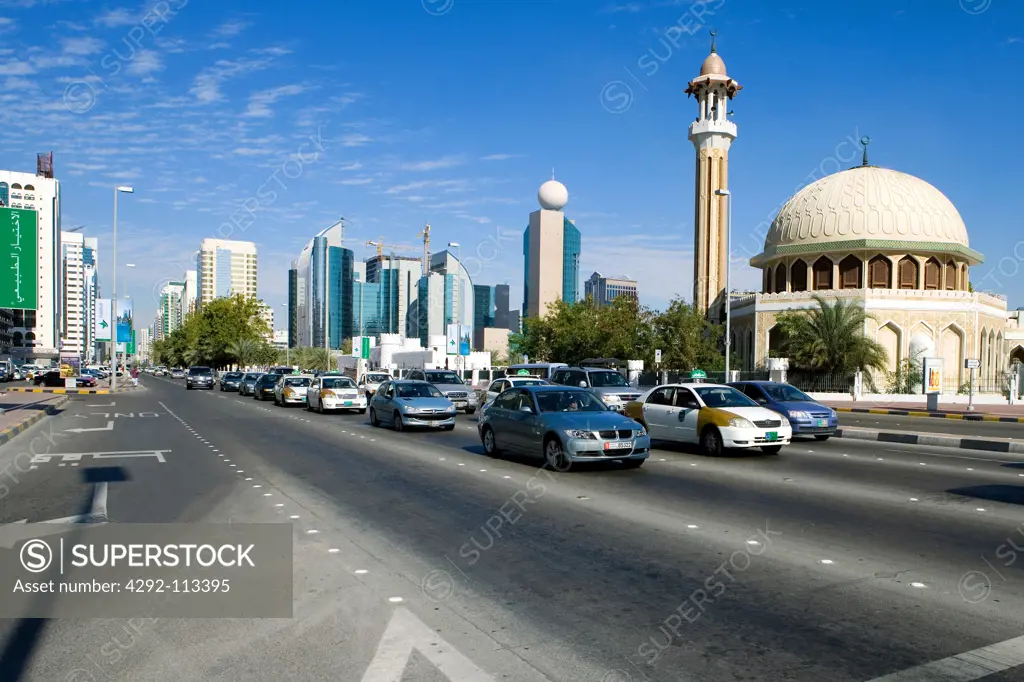 United Arab Emirates, Abu Dhabi, skyscrapers and mosque