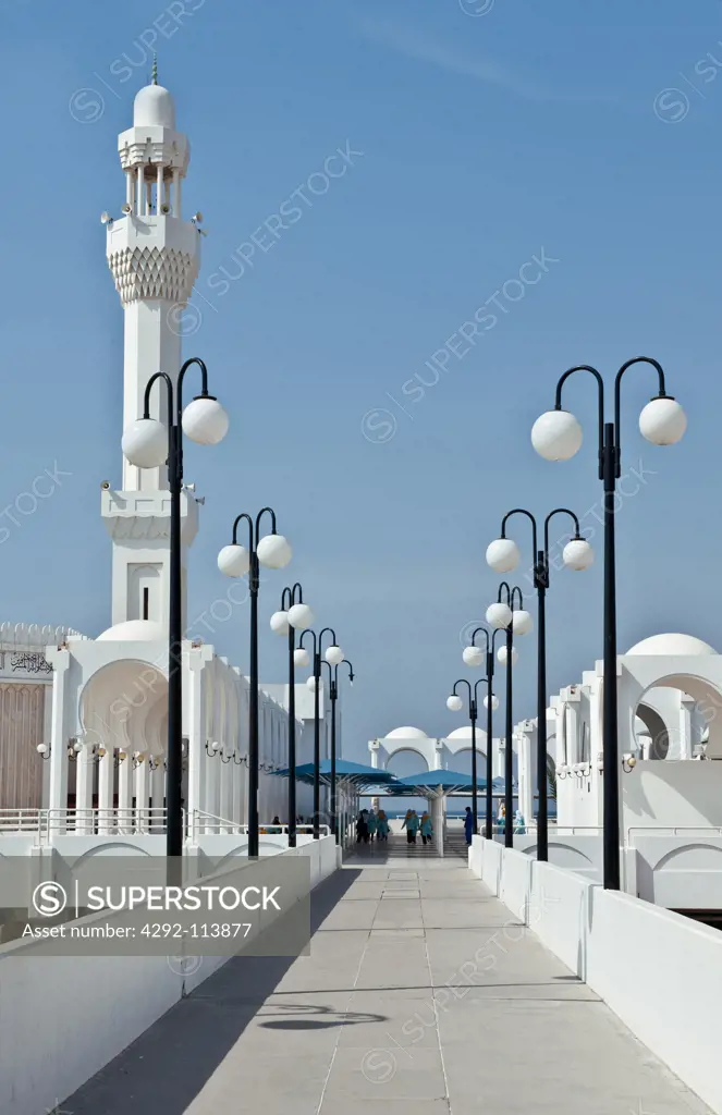 Saudi Arabia, Jeddah, mosque in the Corniche