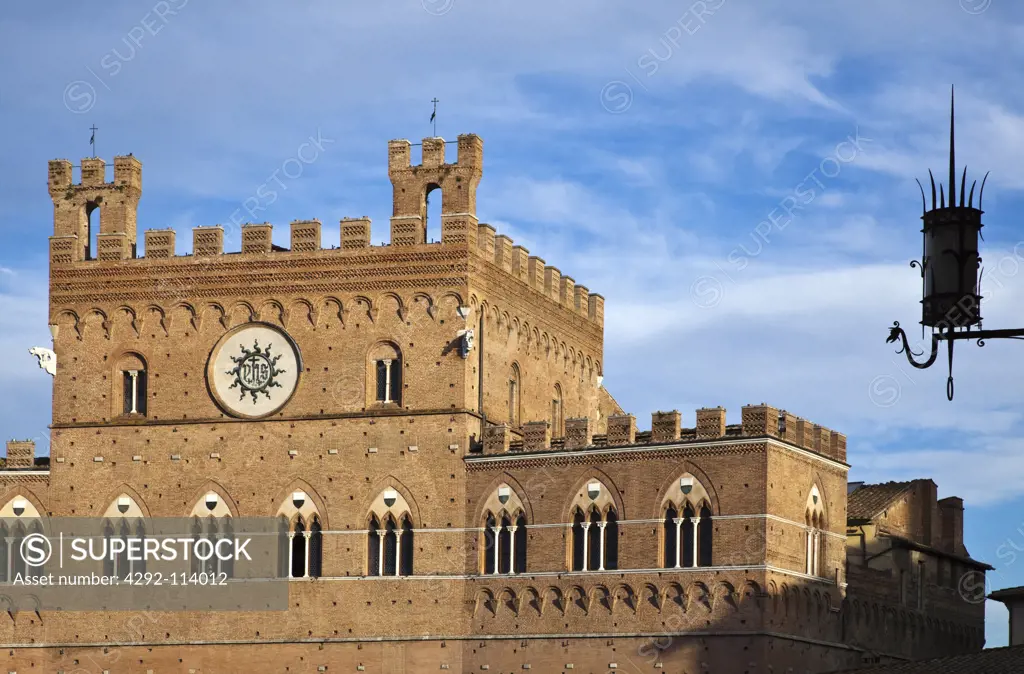 Italy,Tuscany,Siena,Campo square, Municipality Palace