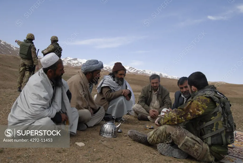 Afghanistan, Herat, Italian army, with local men