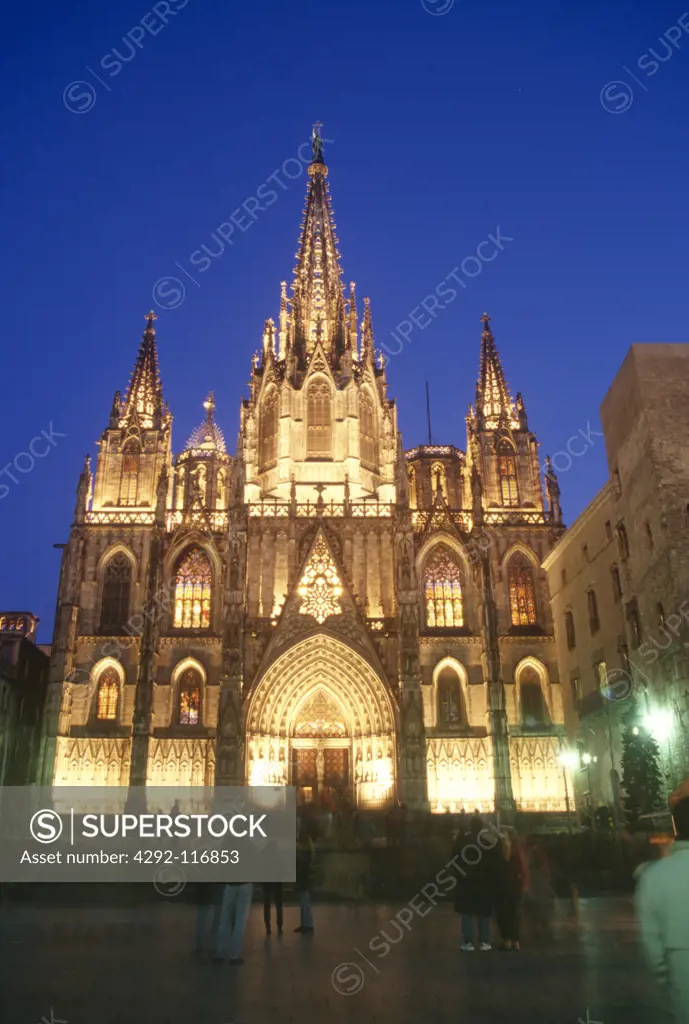 Spain, Catalonia, Barcelona, the cathedral at night