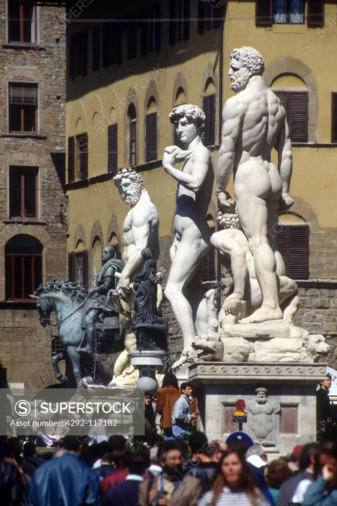 Italy, Tuscany, Florence, Piazza Signoria, Statue.