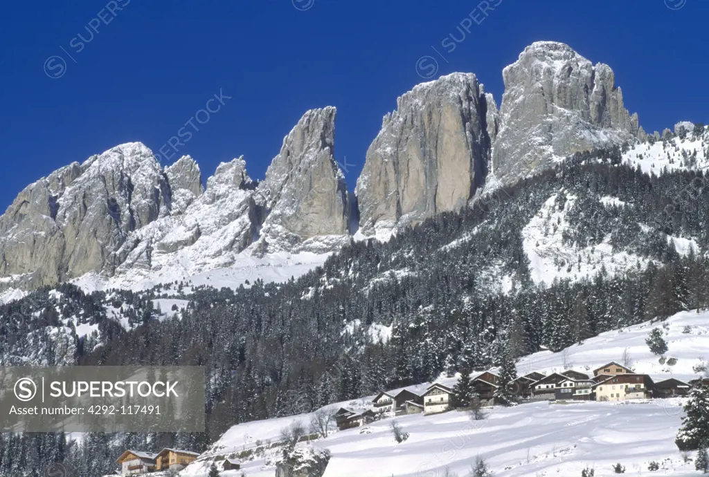 Italy, Trentino Alto Adige, Val di Fassa, Il Sassolungo.