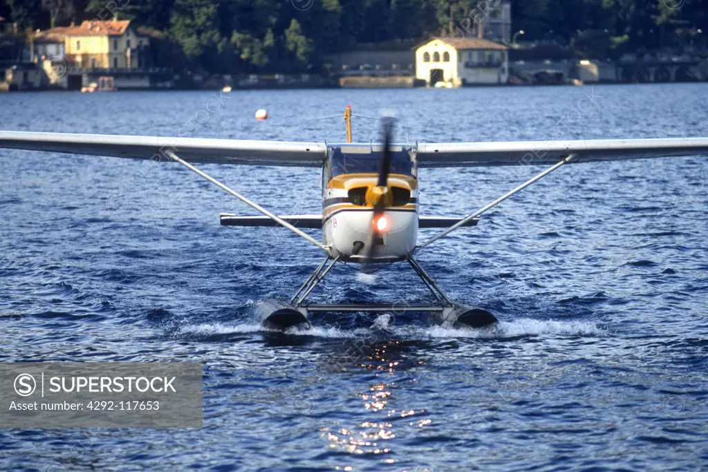 Italy, Lombardy, Como, seaplane on the lake