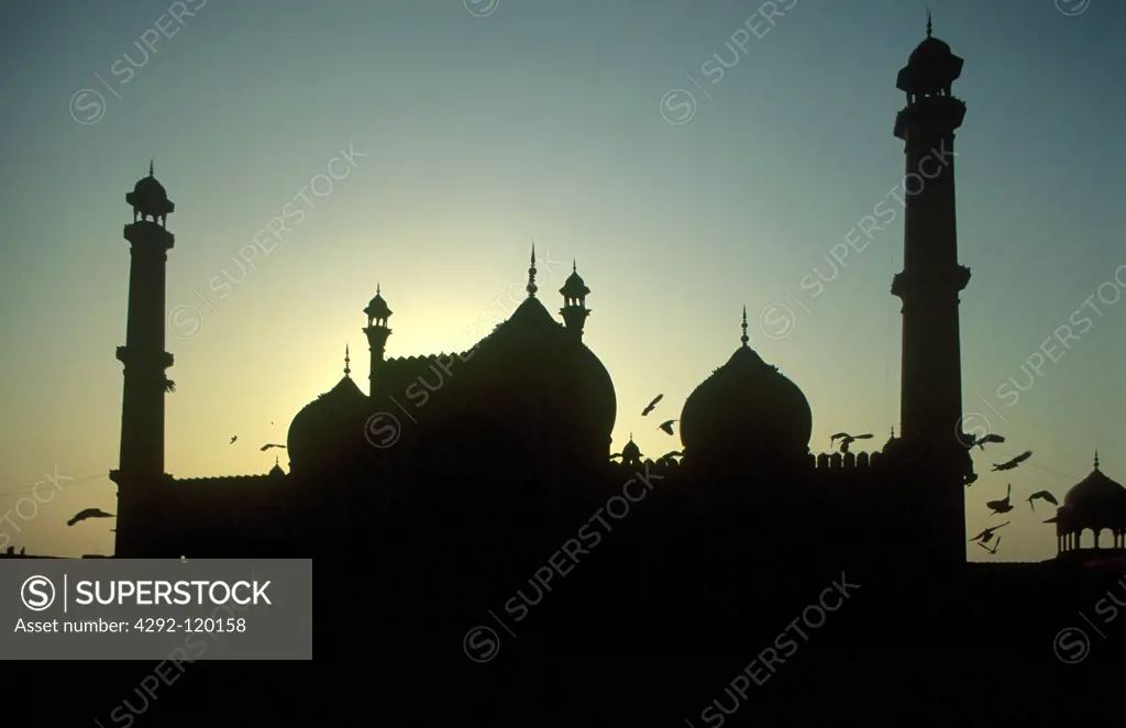 India, New Delhi, Jama Masjid Mosque, Moghul Shah Jahan at dusk