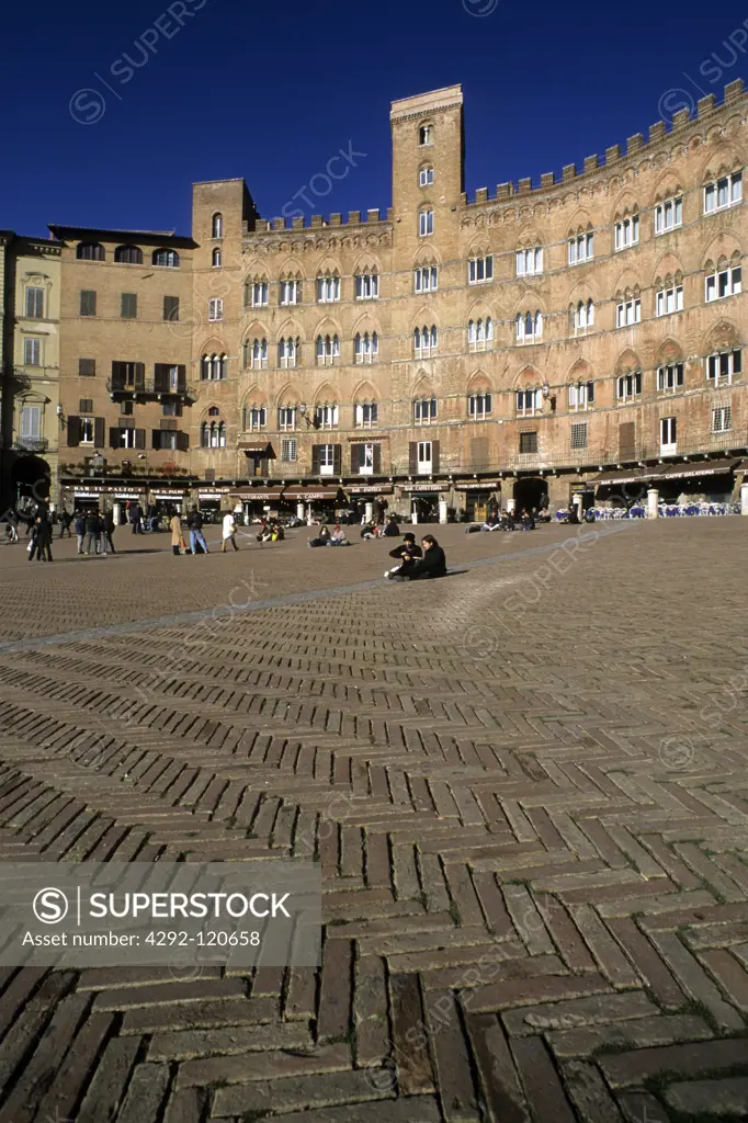 Italy, Tuscany, Siena, Piazza del Campo