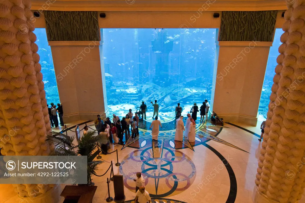 Dubai, United Arab Emirates, the aquarium in the Atlantis Palm Hotel