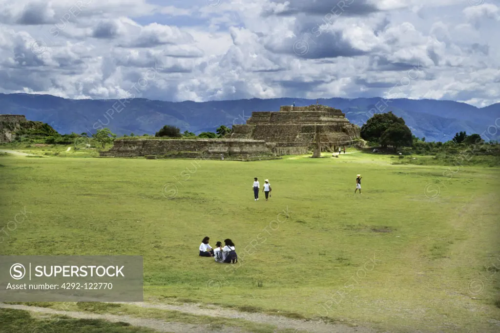Guatemala, Monte Alban, mayan city ruins