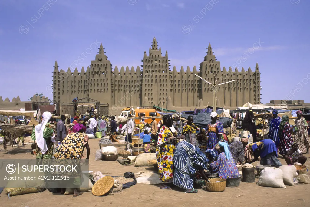 Mali, Djenné, the great mosque and the market