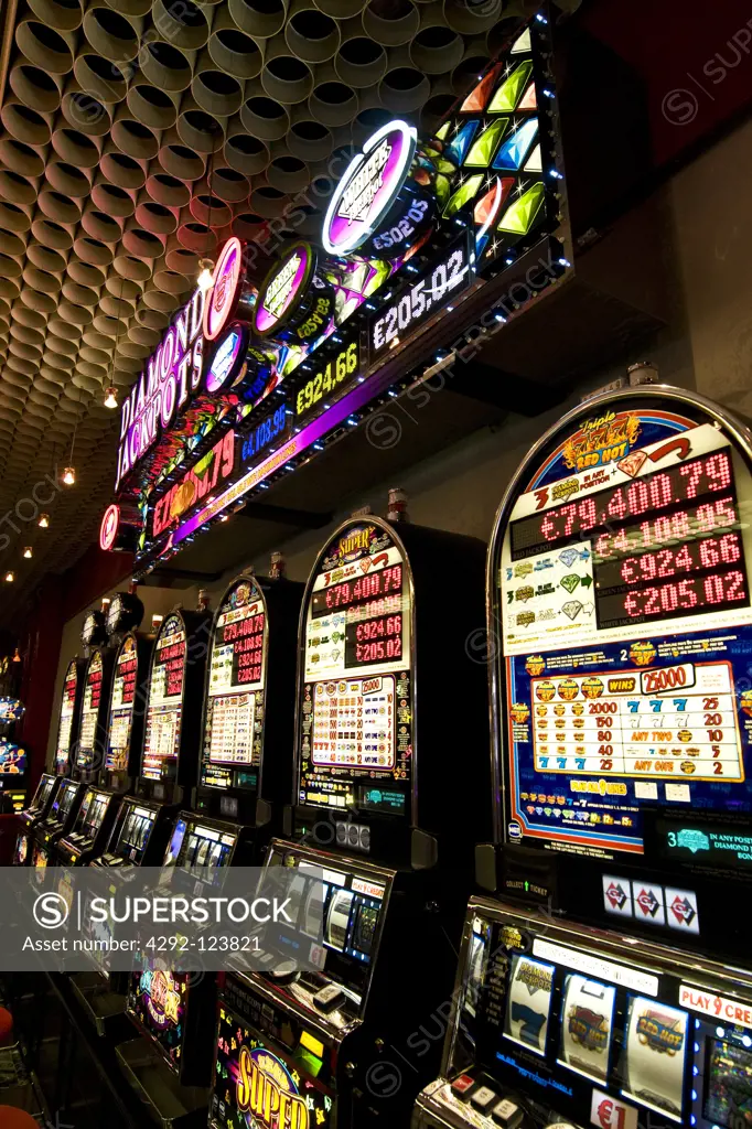 Italy, Val D'Aosta, Saint Vincent, slot machine