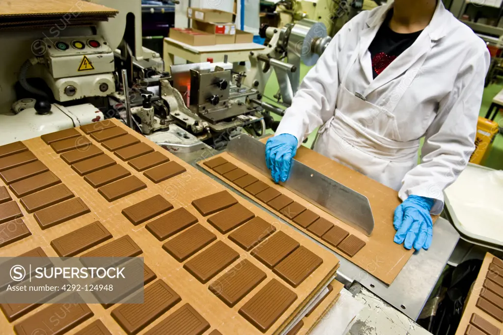 Switzerland, Giubiasco, Stella chocolate factory, making chocolate candy