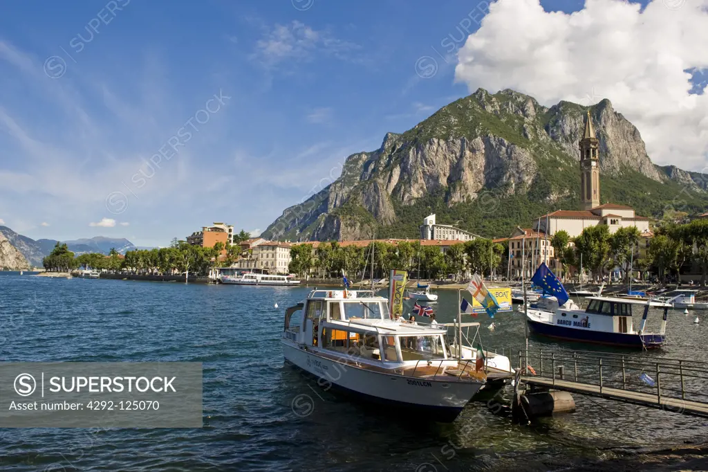Italy, Lombardy, Lecco the lake and the town