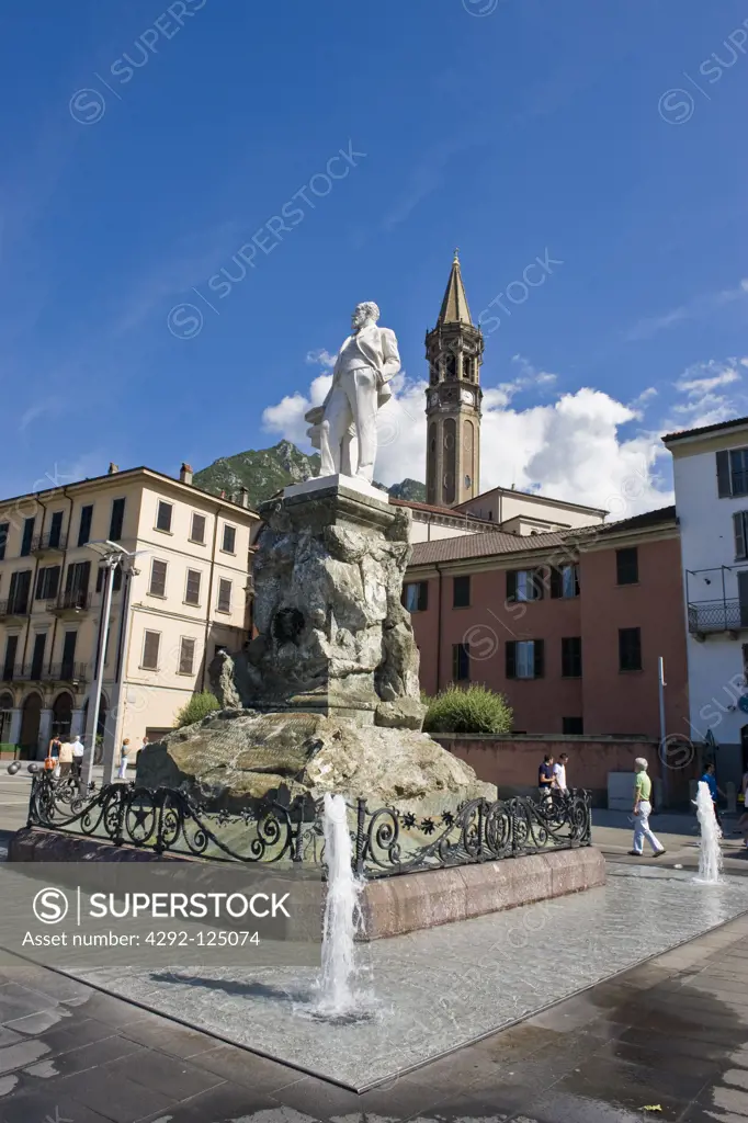 Italy, Lombardy, Lecco, Mario Cermenati statue