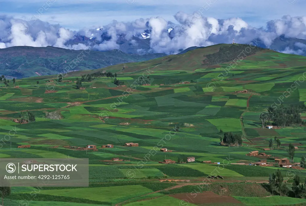 Peru: Chincero highland, in background Cordillera  Urubamba
