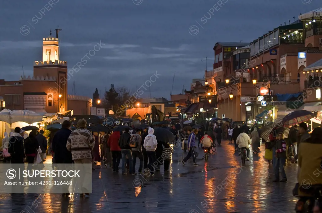 Morocco, Marrakech. Jemaa el Fna square, crowd and foodstalls.