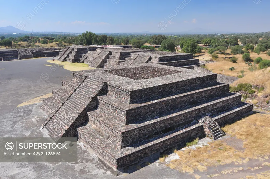 Mexico, Teotihuacan, platform along the Avenue of the Dead