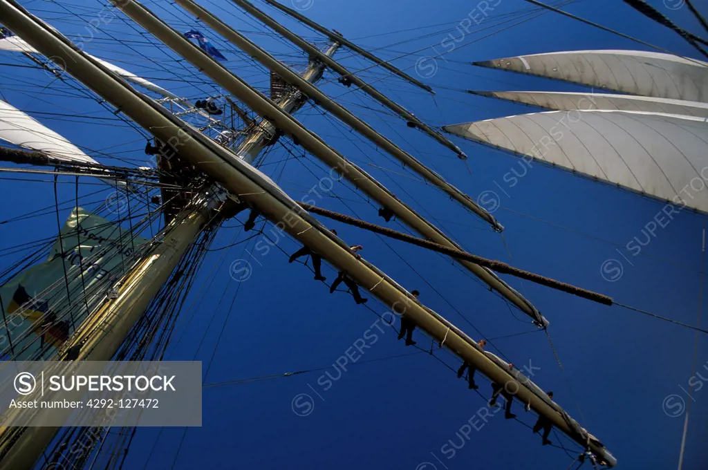 The main mast of a square rigger ship