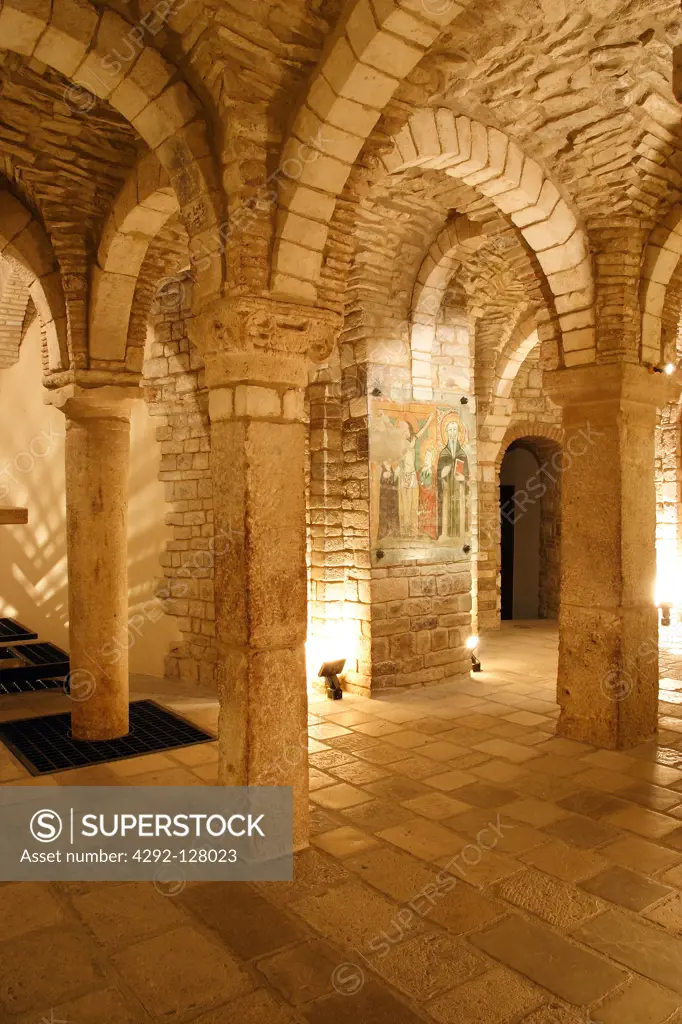 Italy, Molise, Trivento, interiors of San Castro cathedral crypt