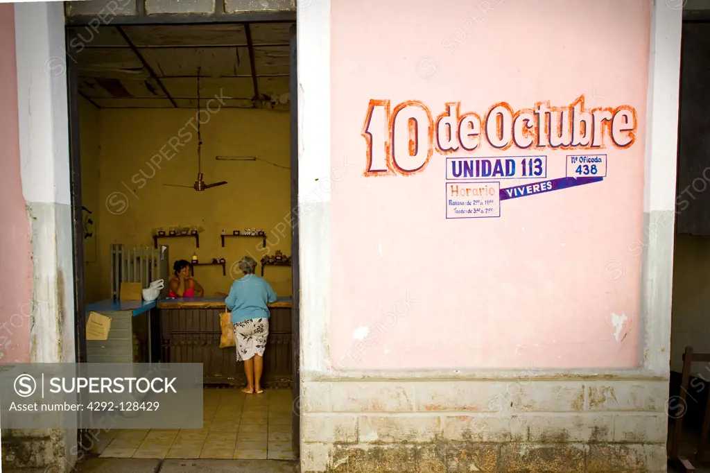 Cuba, Remedios, tobacco shop
