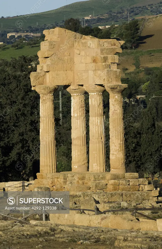 Italy, Sicily, Agrigento, ruins of Dioscuri temple
