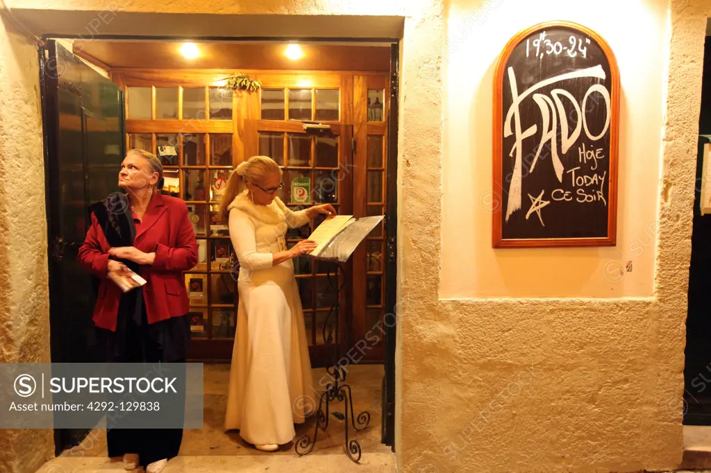 One of several Fado to bars with live Fadomusik and good food in the accommodation Alfama in the Old Town of Lisbon in Portugal.