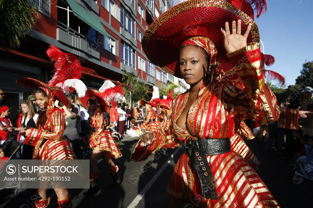 A woman in the carnival of reading Palmas of the capital the insel grain Canaria on the Canary islands in the Atlantic, Spain.