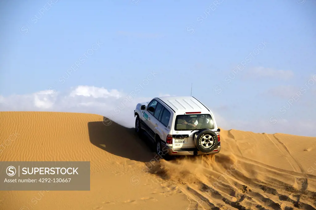 VAE Jeepsafari in the desert near Dubai