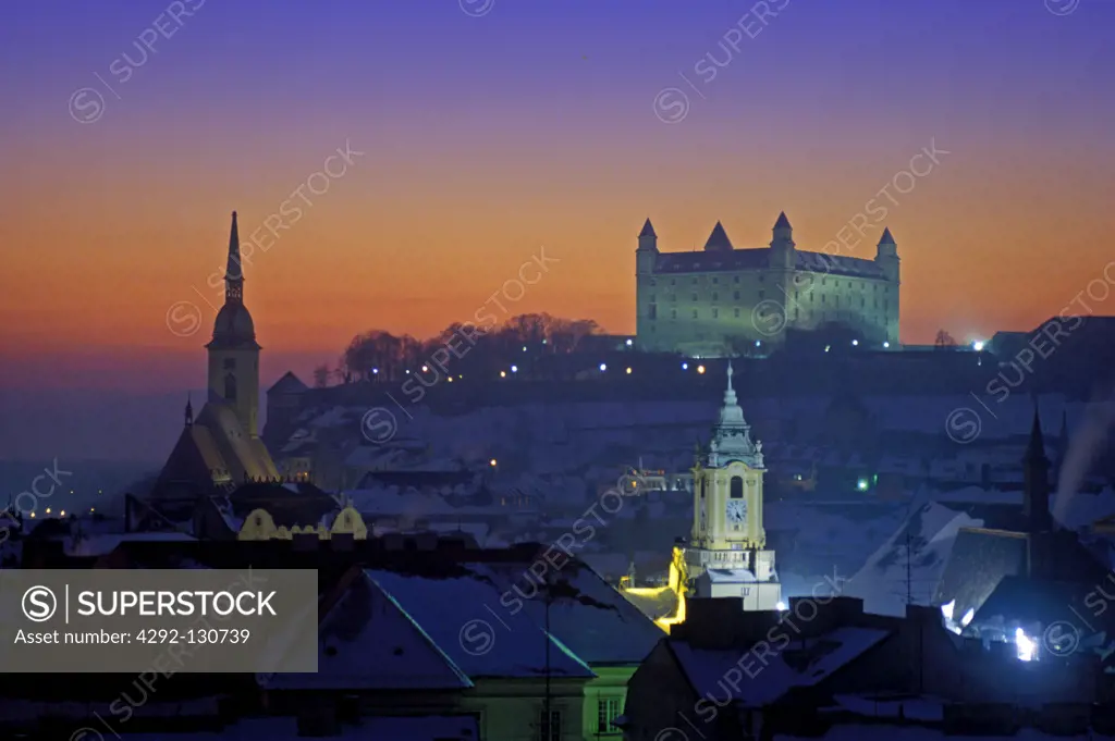 Slowakei, Bratislava bei Nacht