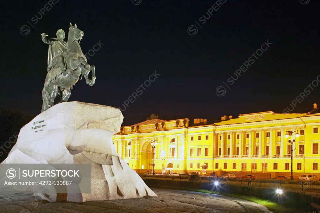 Sankt Petersburg, Eherner Reiter bei Nacht, Russia St Petersburg at night
