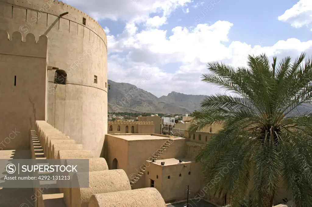 Oman Innenhof im Fort von Nizwa, Sultanat Oman Nizwa City Fort