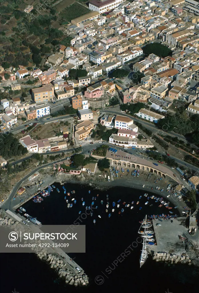 Sicily, Ustica, Harbour