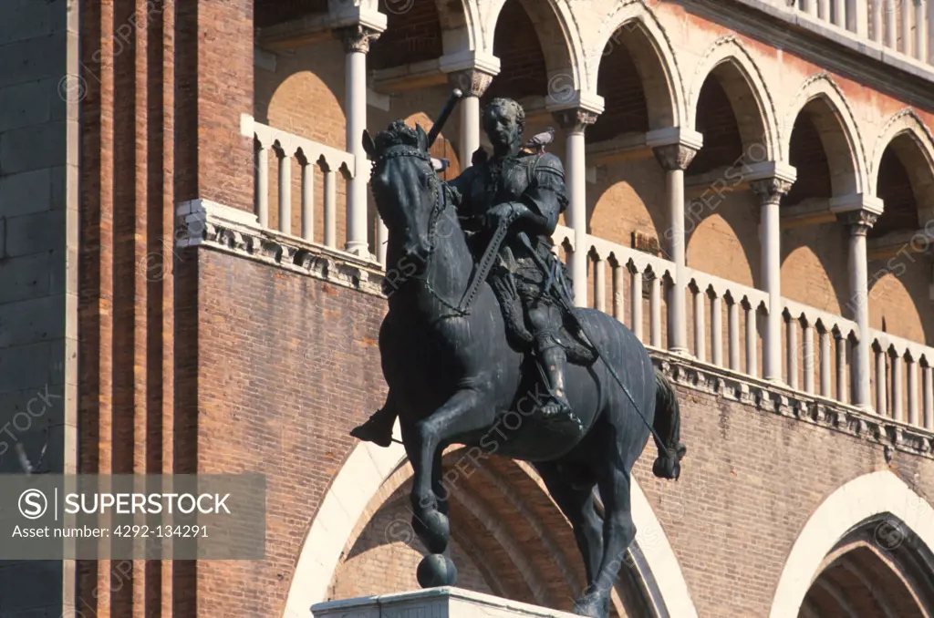 Veneto, Padua, Gattamelata statue