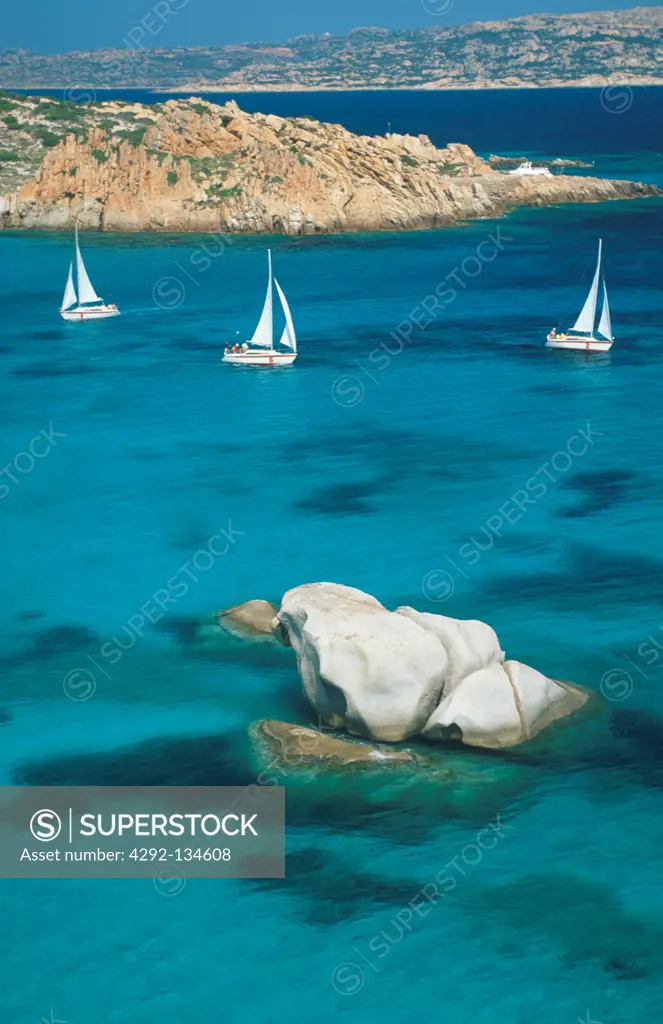 Sardinia, Maddalena Archipelago, sailing in Caprera sea