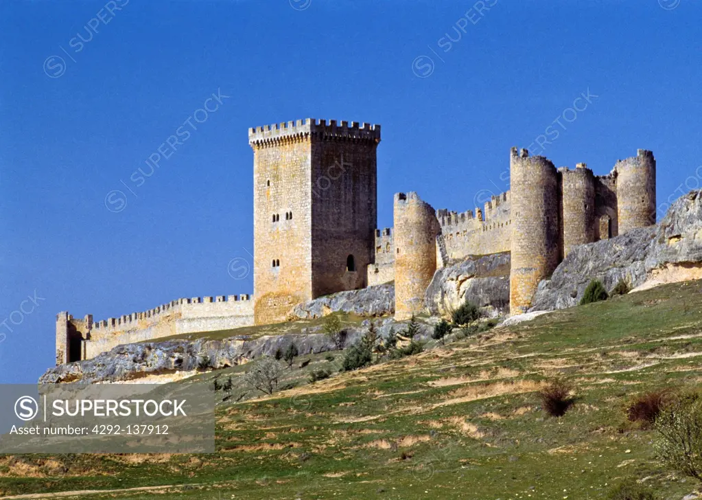 Spain, Burgos, Panaranda del Duero, the castle