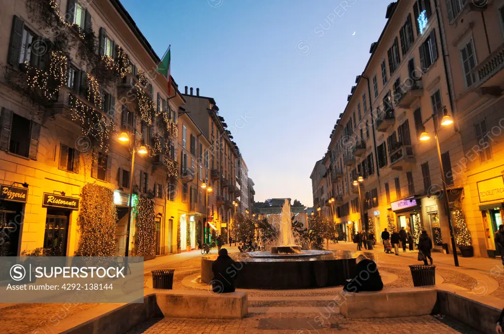 Italy, Lombardy, Milan, Corso Como at dusk