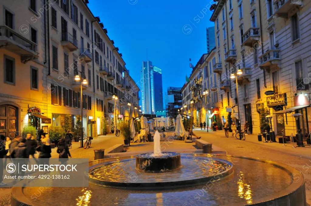 Italy, Lombardy, Milan, Corso Como at dusk