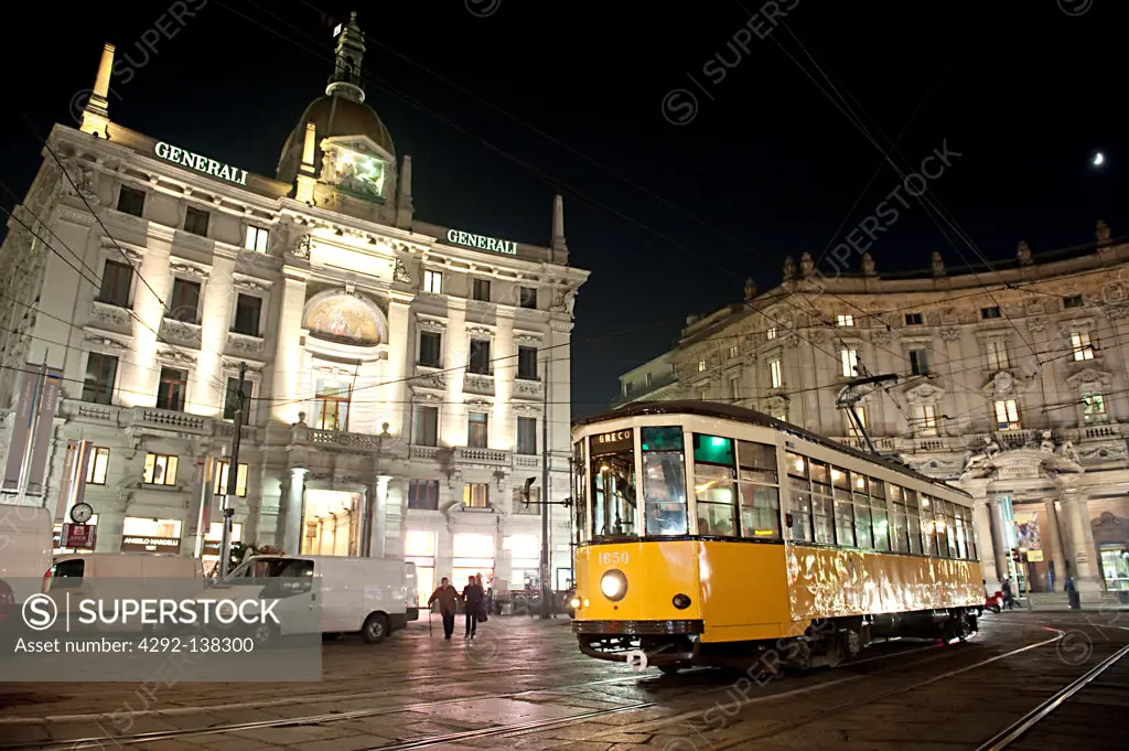 Italy, Lombardy, Milan, Piazza Cordusio,tram
