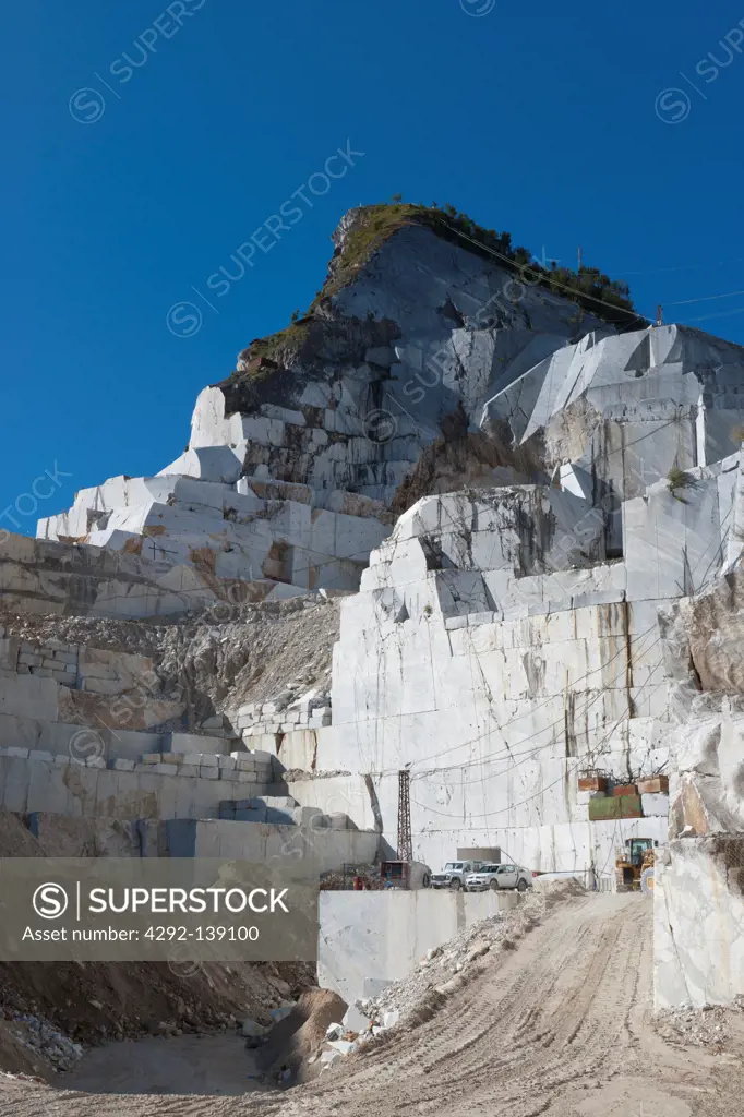 Europe, Italy, Tuscany, Apuan Alps, Marble quarry, Colonnata basin