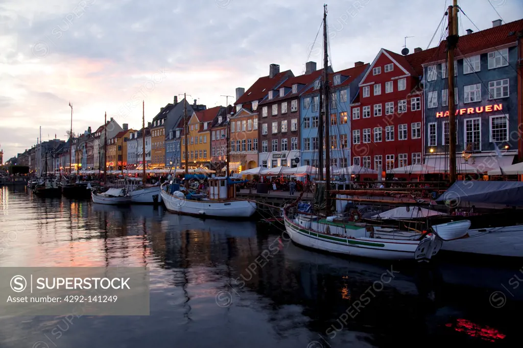 Denmark, Copenhagen, Nyhavn waterfront