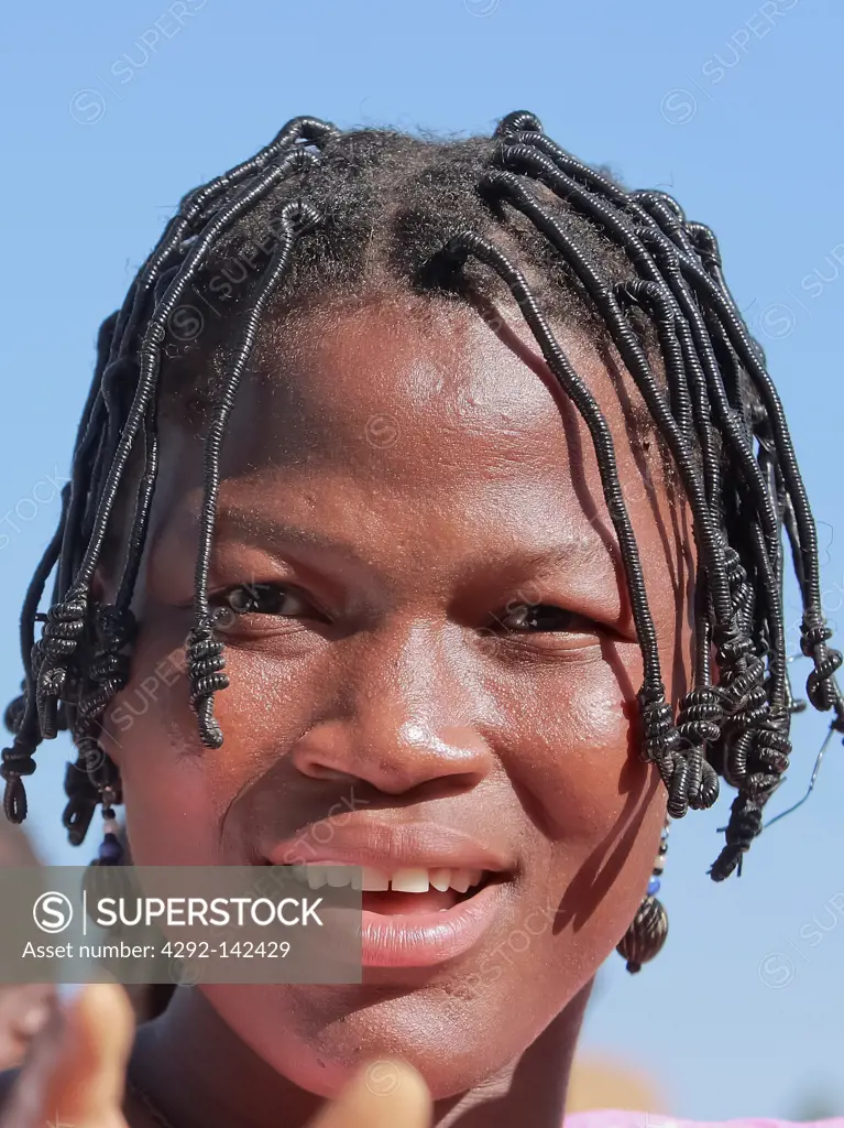 hairstyle of malian girl, Segou, Mali