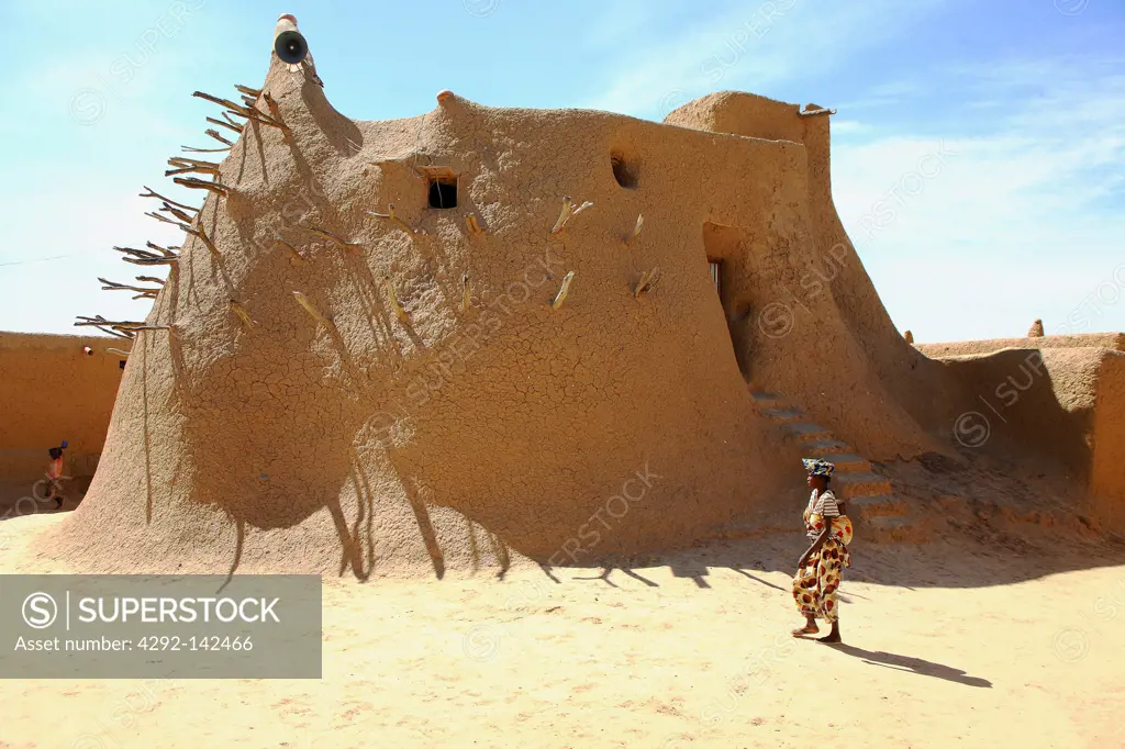 Mud mosque in a fishermen village, by Niger river, Mali