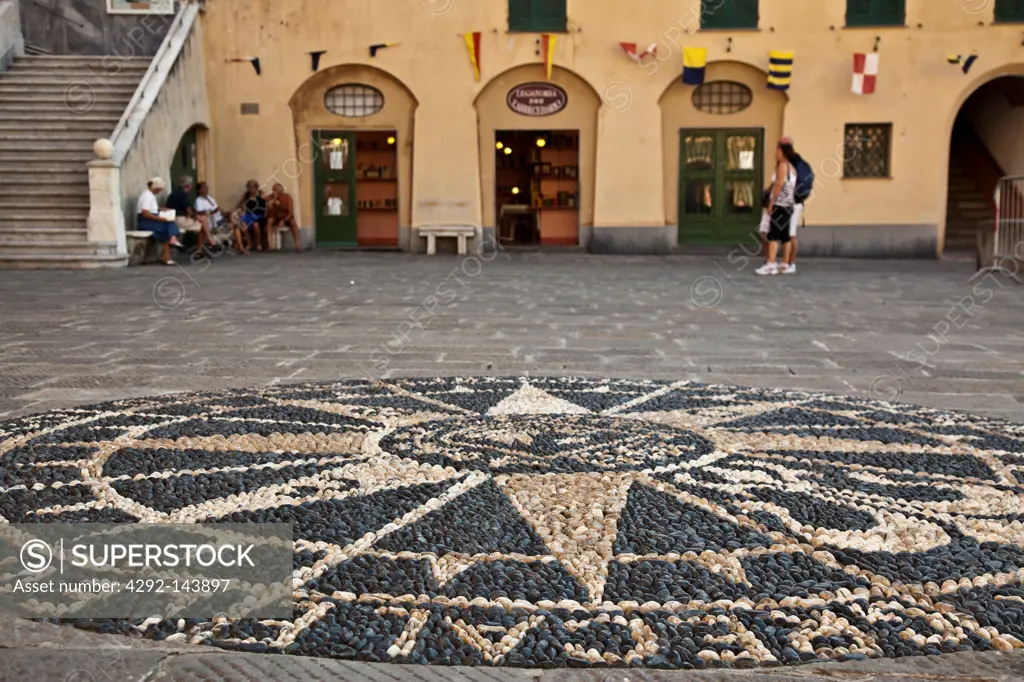 Italy, Liguria, Camogli square compass