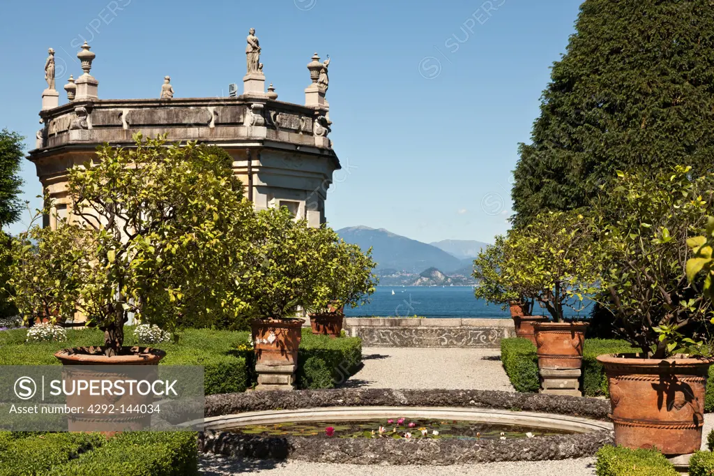 Italy, Piedmont, Lago Maggiore, Isola Bella, Borromeo palace gardens
